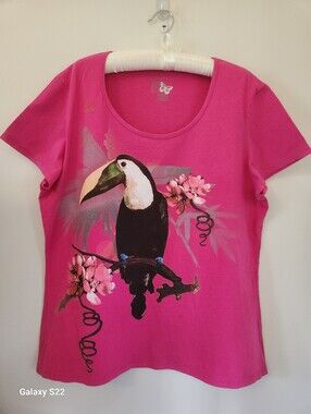 JMS Bright Pink Toucan Print Pet Bird T-Shirt